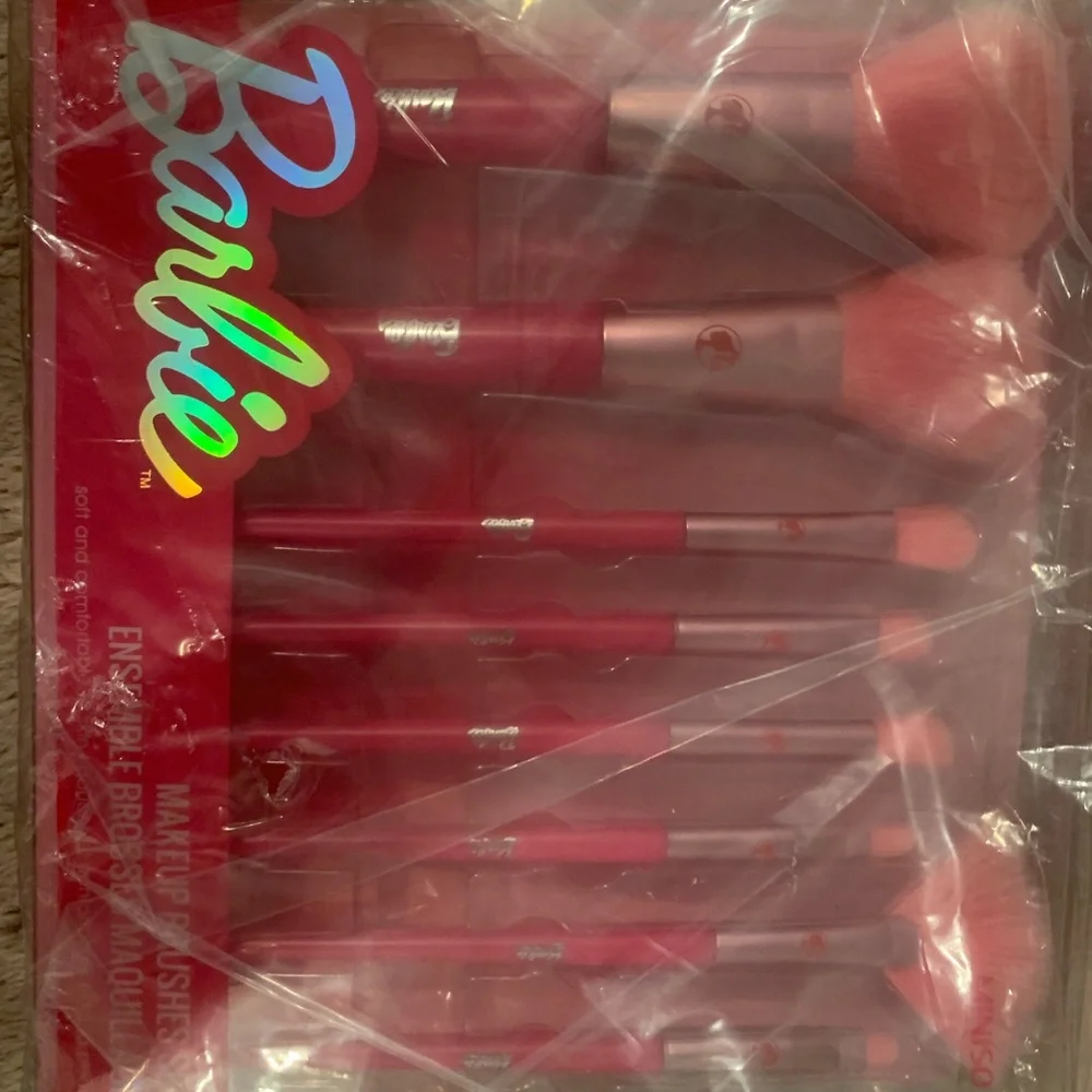 Barbie 8 Piece Makeup Brush Set, Limited Edition Barbie Makeup Brushes
